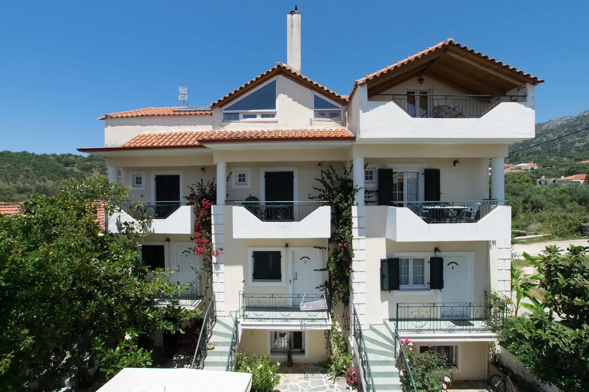 Chrisanthi Apartments Syvota Exterior photo